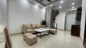 Bán nhà đẹp phố NGọc Lâm 5 tầng Full nội thất