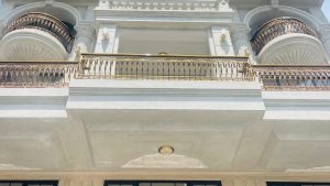 Bán nhà siêu phẩm mặt phố triệu đô Long Biên