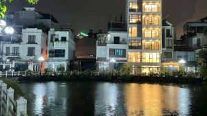 Bán nhà phố Ngọc Thụy VIEW hồ nhà 8 tầng mặt tiền 8,5m