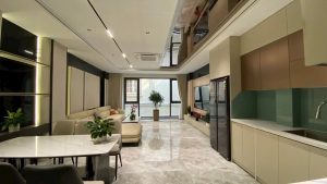 Bán nhà Nguyễn Văn Cừ 6 tầng thang máy 5m mặt tiền